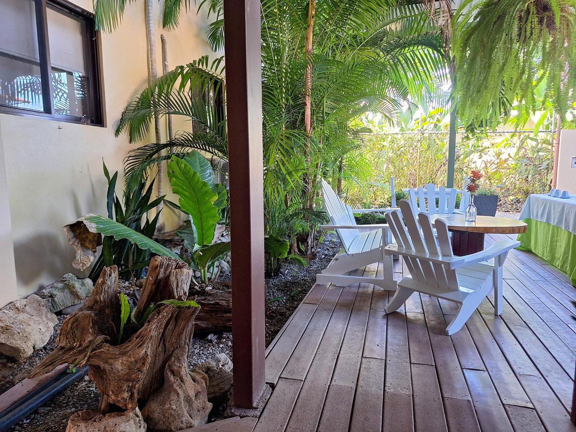 Infiniti Hotel Puerto Viejo de Talamanca Buitenkant foto