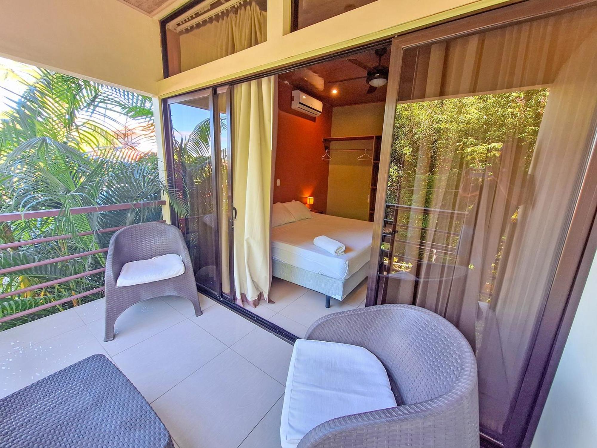 Infiniti Hotel Puerto Viejo de Talamanca Buitenkant foto