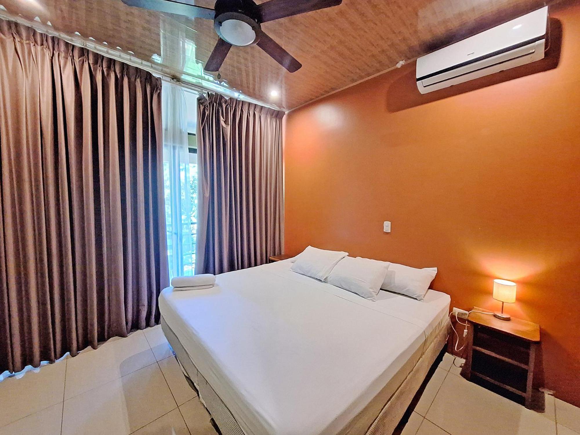 Infiniti Hotel Puerto Viejo de Talamanca Buitenkant foto