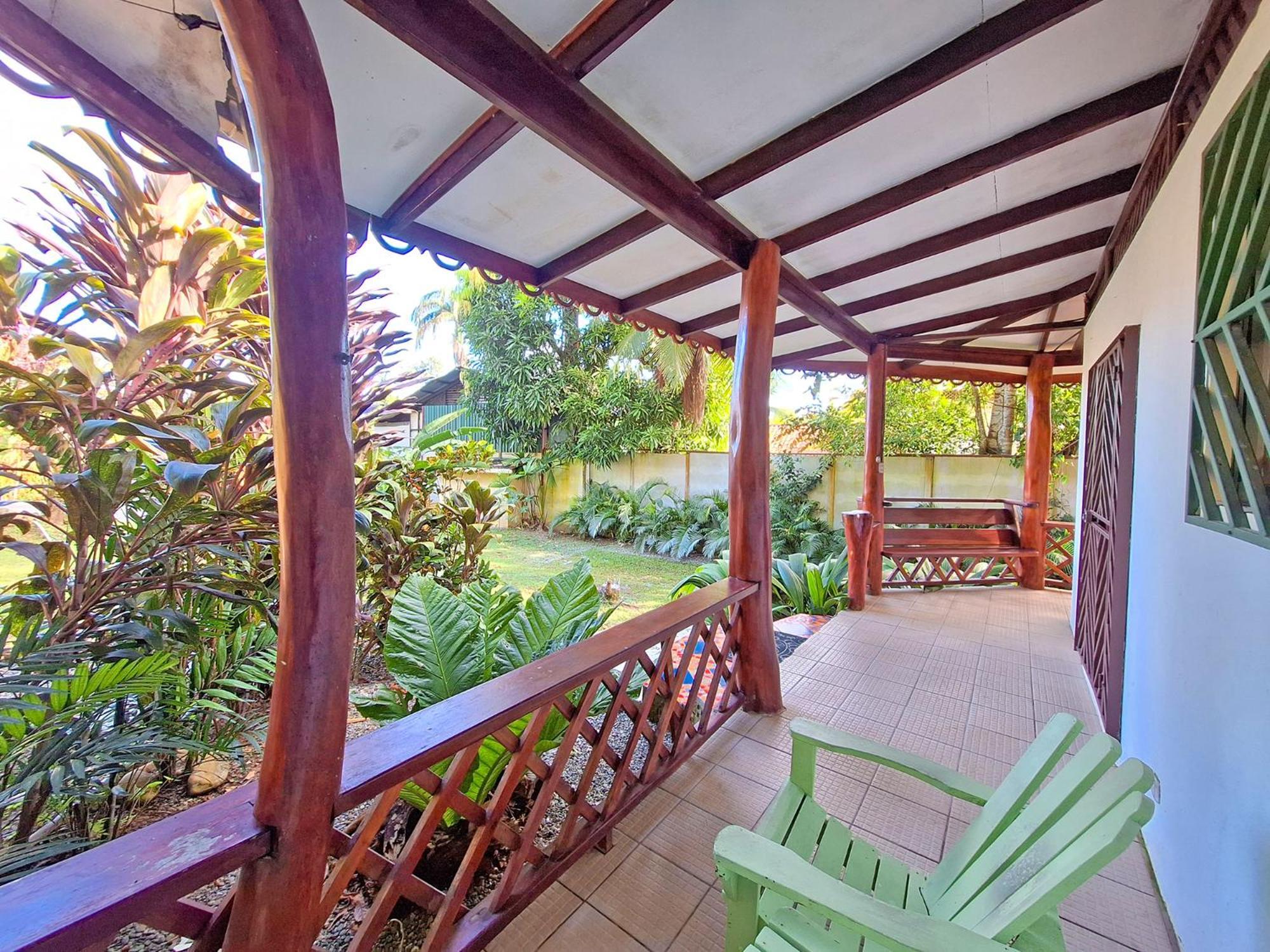 Infiniti Hotel Puerto Viejo de Talamanca Buitenkant foto